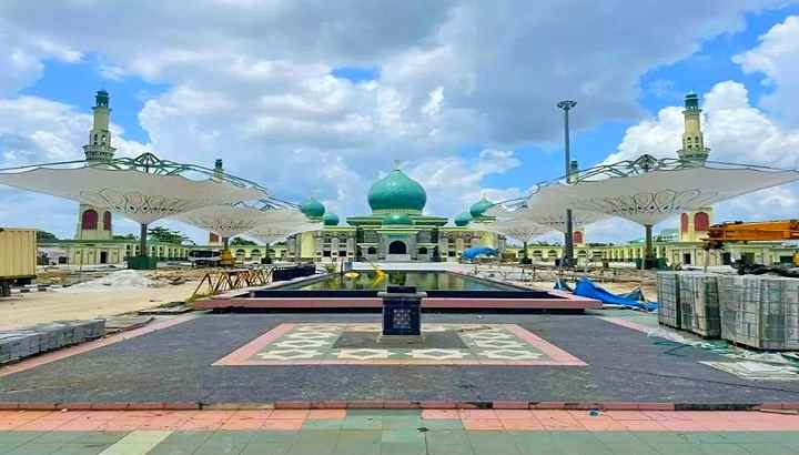 Goriau Pengurus Masjid Agung Annur Pekanbaru Diminta Fungsikan Payung