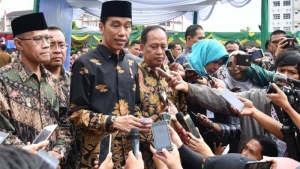 GoRiau Jokowi Kembali Perpanjang Masa Tugas Komisioner KPPU