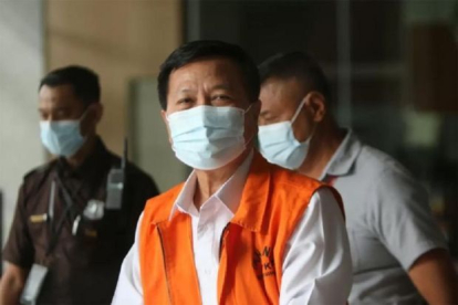 GoRiau KPK Sita Dua Mobil Mewah dari Mantan Kepala Kantor Wilayah BPN Riau Terkait Dugaan TPPU