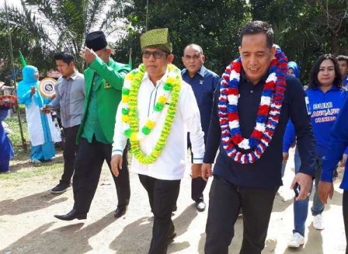 Didampingi Asri Auzar, Putra Terbaik Rohil Minta Restu Menjadi Wakil Gubernur Riau