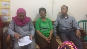 GoRiau Ibunda Rizki Akui Anaknya Terinjak Massa, Kombes Pol Argo Malah Sebut Bocah Malang Itu Tak Ikut Antre Sembako di Monas