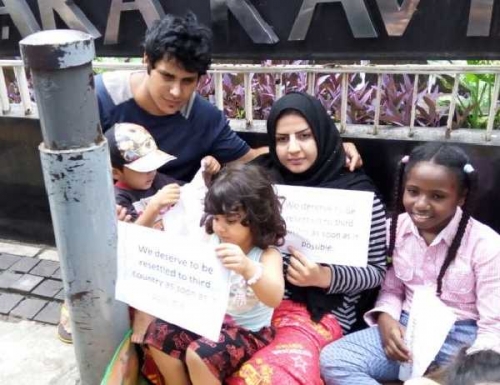 GoNews.co Kanwil Hukum dan HAM Ingatkankan Dinas Pendidikan Pekanbaru untuk tidak Sekolahkan Anak Pengungsi di SD Negeri
