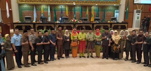 Septina Kecewa, Banyak Pejabat Pemprov Riau Tak Hadir Paripurna Penetapan Syamsuar - Edy Nasution