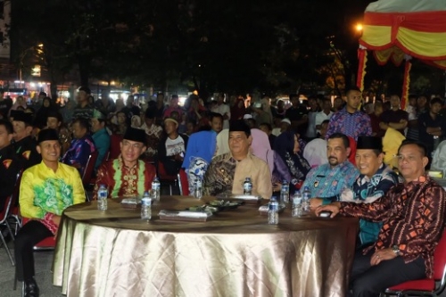 Halal Bihalal Bupati bersama Gubernur Kalsel dan Masyarakat Banjar di Inhil