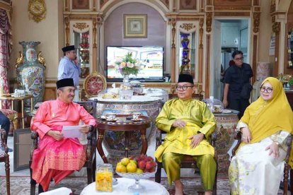 GoRiau Momentum Melepas Rindu, Gubernur Syamsuar Kunjungi Rusli Zainal