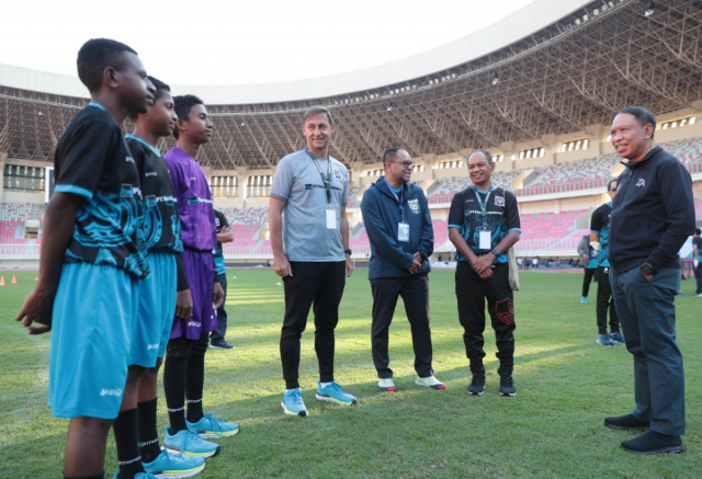 Direktur Papua Football Academy Ucapkan Terima Kasih Kepada Presiden Jokowi dan Menpora Amali