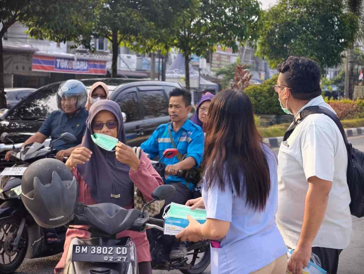Peduli Kesehatan Masyarakat, PT Inti Indosawit Riau Bagikan Ribuan Masker di Pangkalan Kerinci