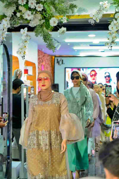 Famys Circle Label Jadi Surga Belanja Bagi Muslimah di Pekanbaru, Mutunya Gak Kalah dari Produk Luar Negeri