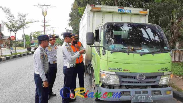 Ratusan Kendaraan ODOL Terjaring Razia di Kuansing