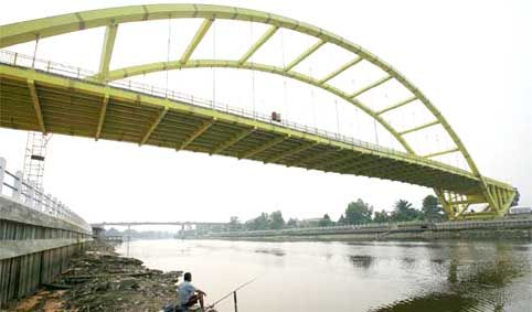 Diperbaiki, Jembatan Siak III Tutup Satu Bulan