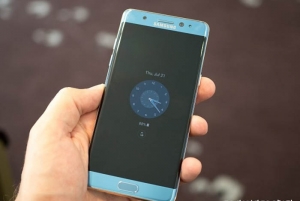 GoRiau Galaxy S7 Edge Warna Blue Coral Resmi Meluncur, Diyakini Punya Efek Menenangkan