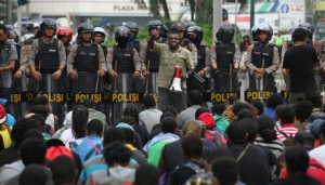 GoRiau Unjuk Rasa di Bundaran HI Tuntut Papua Merdeka, Puluhan Mahasiswa Ditangkap