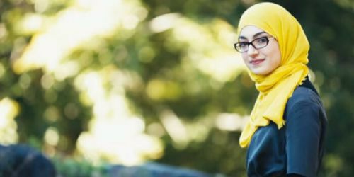Wanita Cantik Amerika Serikat Ini Bersyahadat Setelah 2 Kali Baca Semua Ayat Alquran