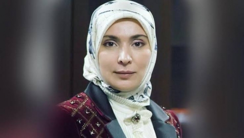 Aina Gamzatova, Muslimah Cantik yang Akan Bertarung Melawan Putin pada Pilpres Rusia 2018