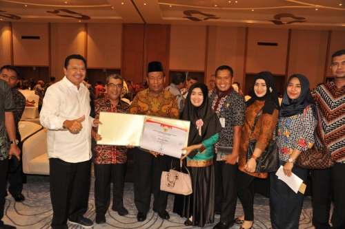 Riau Terima Penghargaan SAKIP Predikat B