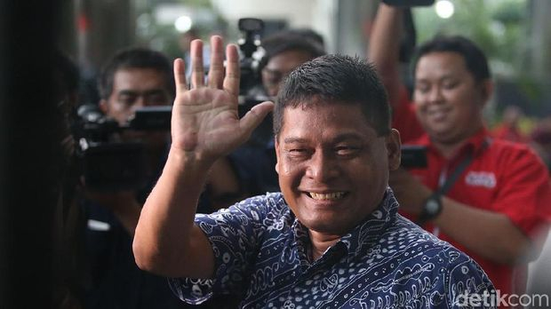 Meski Hanya PNS, Rohadi Miliki 3 Camry, 3 Alphard, 3 Fortuner, 3 Pajero dan 7 Mobil Lainnya