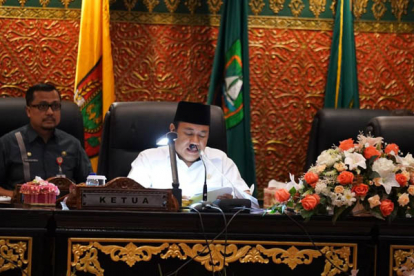 GoRiau DPRD Riau Sampaikan Ranperda Tentang Hasil Pengelolaan Kekayaan Daerah yang Dipisahkan