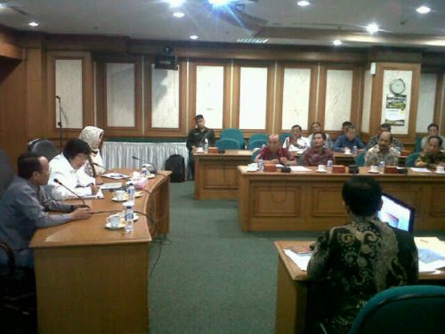 Gesa Pembangunan Teknopolitan, Bupati Pelalawan Lakukan Pertemuan dengan KLH di Jakarta