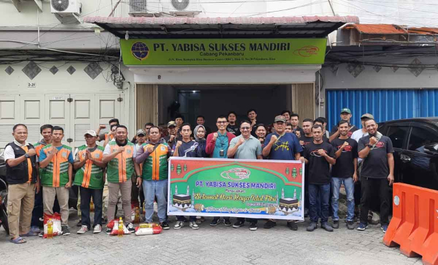 1.200 Jukir di Kota Pekanbaru Dapat Paket Sembako Jelang Lebaran 2024