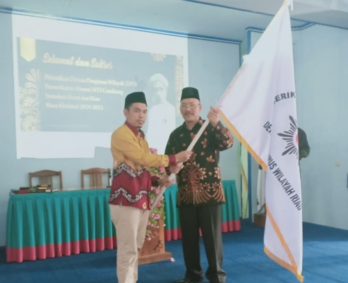 Erisman Yahya Resmi Dilantik Jadi Ketua DPW Perserikatan Alumni MTI Canduang Provinsi Riau