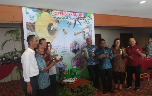 Masyarakat Desa Tambak di Riau Kembangkan Potensi Ekonomi Lokal dengan Budidaya Lebah Kelulut