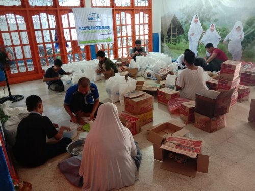 Rumah Yatim Cabang Riau Salurkan Ratusan Paket Sembako untuk Masyarakat Terdampak Covid-19
