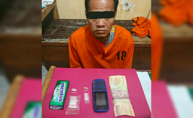 Kantongi 3 Paket, Pria 51 Tahun Pengedar Sabu di Pelalawan Ditangkap Polisi