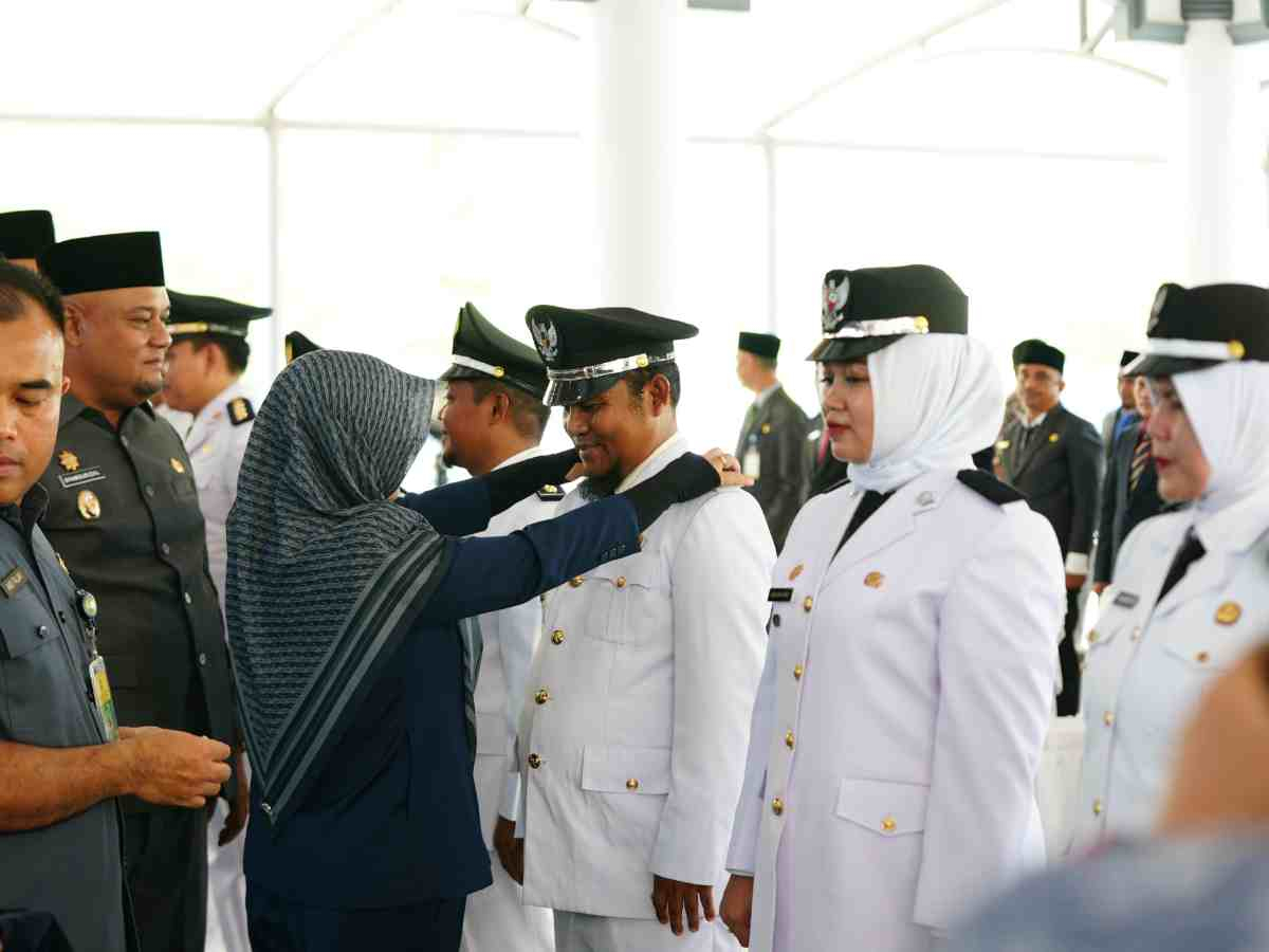 Lantik 83 Pejabat, Bupati Siak Terapkan Evaluasi Digital untuk Promosi