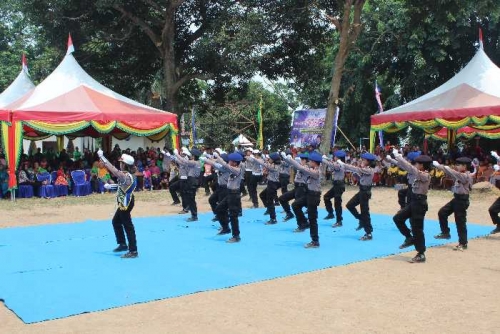 Pelajar SD di Bengkalis Rebutan Mau Jadi Pocil, Ini Ceritanya