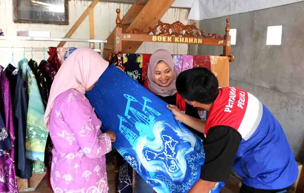 Hari Batik Nasional, Komitmen PHR Berdayakan Masyarakat dan Lahirkan Batik Khas di Tanah Sumatera