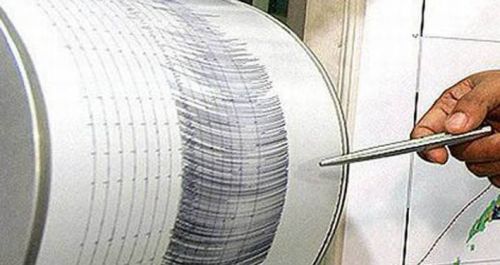 Ratusan Warga Siberut Utara Mengungsi Akibat Gempa