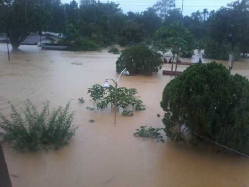 5 Pintu Air PLTA Koto Panjang Dibuka Siang Ini, Pemukim Dibantaran Sungai Kampar Diminta Hindari Aktivitas Dekat Sungai