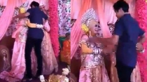 GoRiau Mempelai Wanita Pingsan di Pelaminan Usai Dipeluk Mantan Kekasih