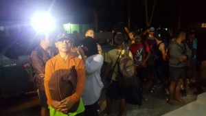 GoRiau Kodim Bintan Amankan 27 TKI Ilegal, Sebagian Wanita, Ditemukan dalam Gubuk Gelap di Tengah Semak