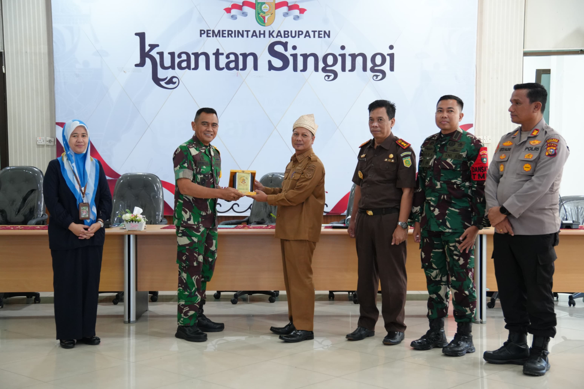 Wabup Kuansing Sambut Tim Evaluasi TNI untuk Program TMMD