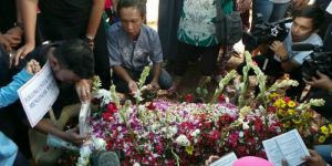 GoRiau Bunga Tak Pernah Layu di Pusara Olga Syahputra