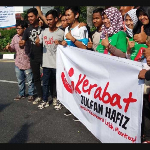 Sambangi Warga di Acara Car Free Day, Kerabat ZH Kenalkan Sosok Balon Walikota Pekanbaru 2017-2022