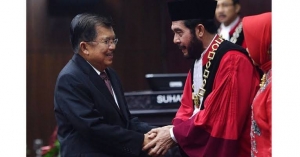 GoRiau Kisah Ketua MK Anwar Usman, Jadi Hakim Gara-gara Dimarahi Orangtua Saat Ketahuan Main Film
