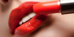 GoRiau Awas, Ternyata Lipstik Mengandung Bahan Pemicu Kanker