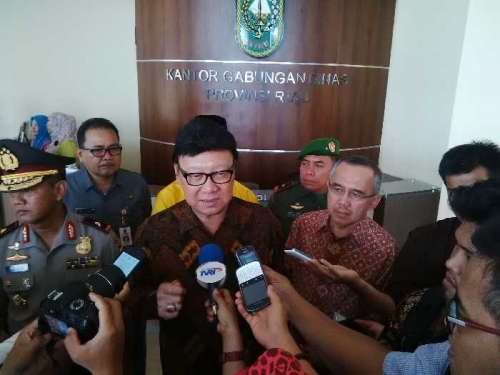 Di Depan Bupati/Walikota, Mendagri Kritik Rendahnya Serapan APBD Riau
