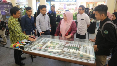 Unilak Tampilkan 20 Karya dengan Tema Arsitektur Hijau di Mall Ciputra Pekanbaru