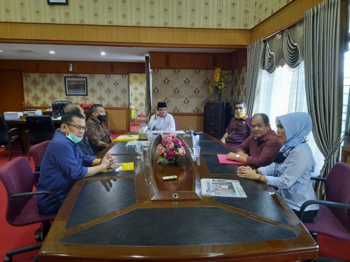 Tingkatkan Tri Dharma Perguruan Tinggi, Unilak Jalin MoU dengan DPRD Riau