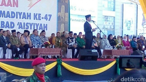 Jokowi Berterima kepada Muhammadiyah atas Peran Besarnya Memajukan Bangsa