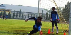 GoRiau 3 Kiper Timnas U-19 Dilatih dengan Cara yang Tak Biasa, Berikut Penjelasannya