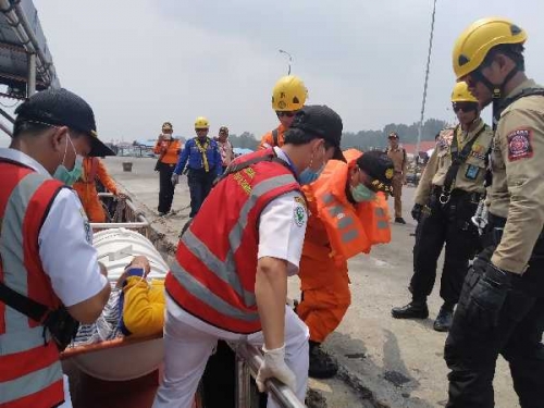 Kapal MV Sarex Terbakar di Perairan Dumai, Tim SAR Lakukan Evakuasi