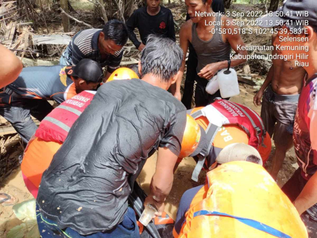 Korban Tenggelam di Sungai Reteh Inhil Ditemukan Satu Kilometer dari Lokasi