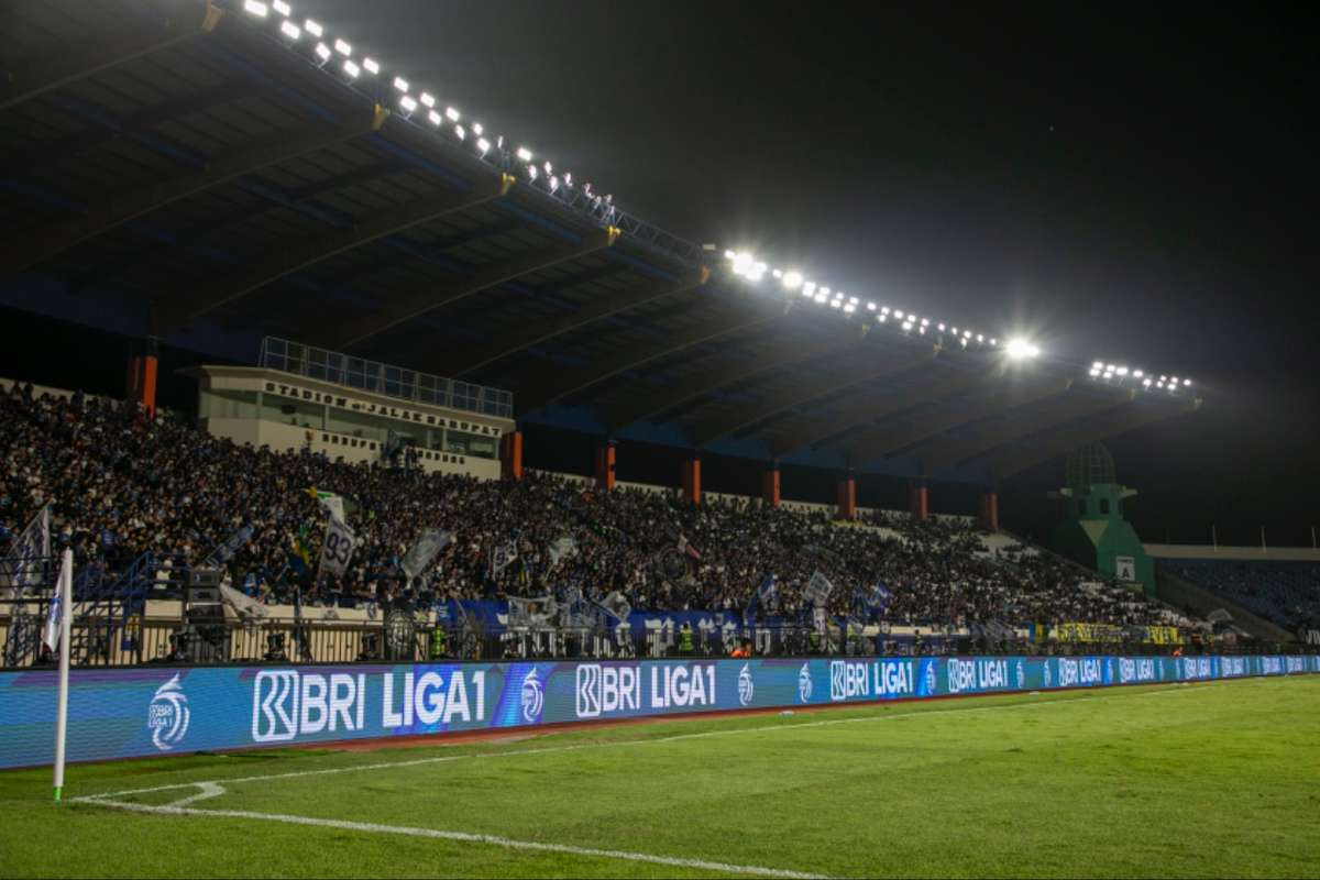 BRI Liga 1 Bergulir, Omzet UMKM Penjual Gorengan ini Meningkat Hingga Dua Kali Lipat
