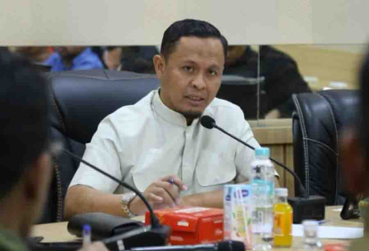 GoRiau Wali Kota Pekanbaru Ingatkan Camat dan Lurah Awasi Kinerja LPS