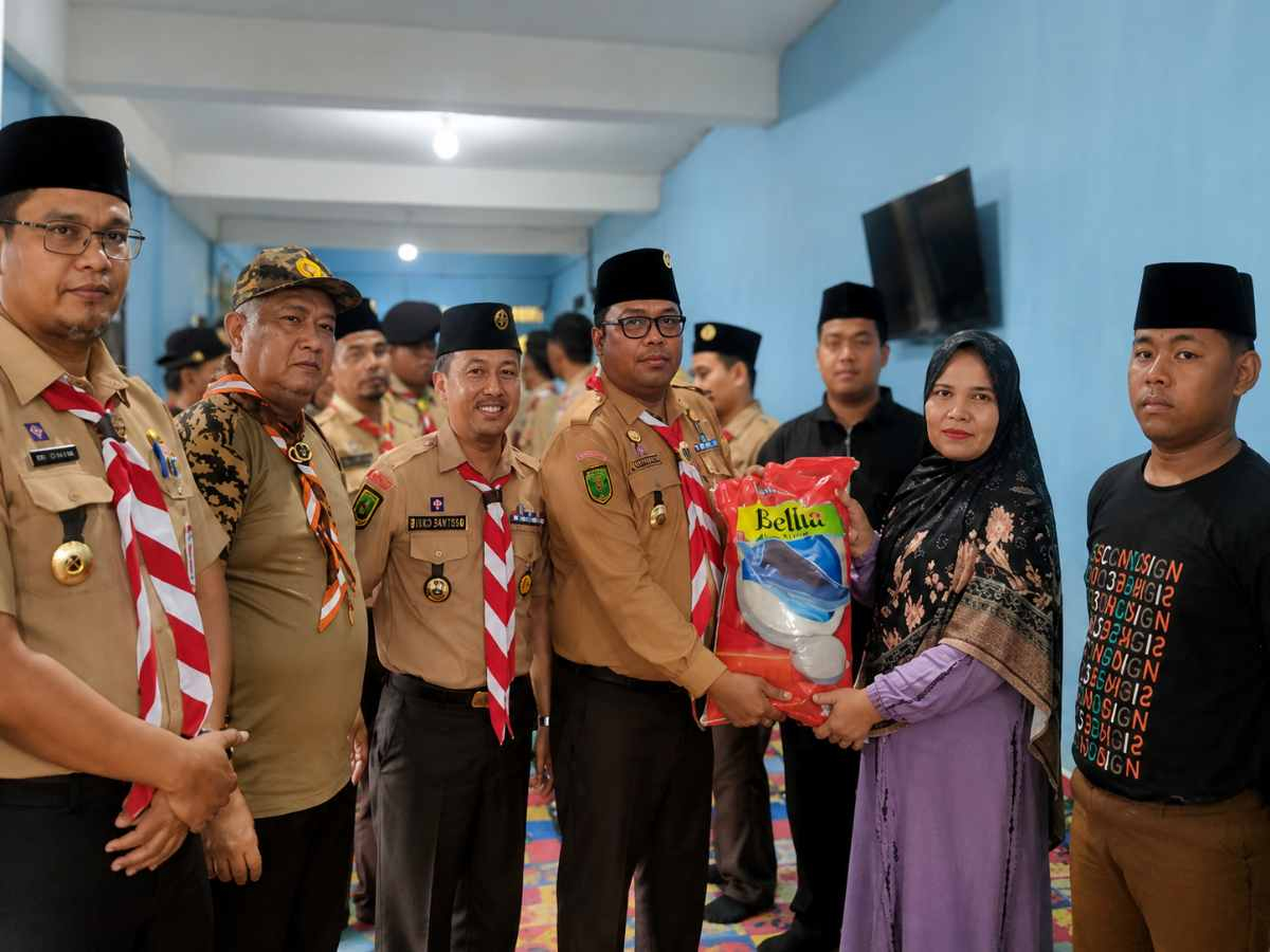 Semarak Bulan Bakti Pramuka Penuh Kepedulian, Kwarcab Pekanbaru Santuni Anak Panti Asuhan Al Ilham