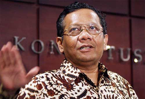 Mahfud MD Ingin Akil Mochtar Dihukum Seumur Hidup